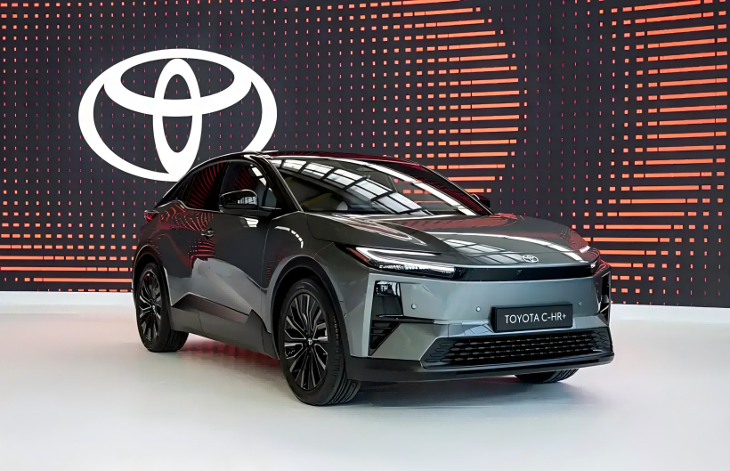 تويوتا C-HR+ EV الصور الرسمية التي تم إصدارها: إصدار AWD مزدوج الحرك