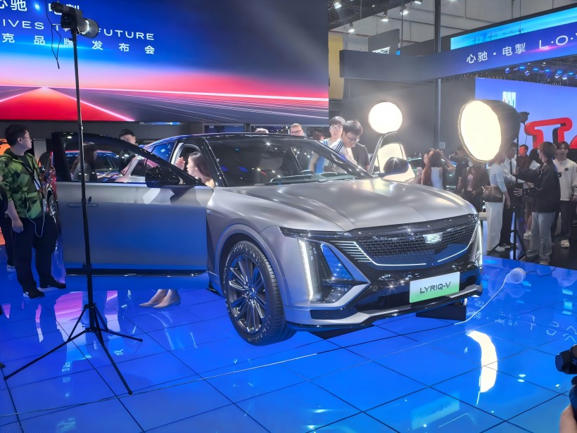 النسخة عالية الأداء من الذكاء! سيتم إطلاق Cadillac Lyriq - V خلال هذا العام.