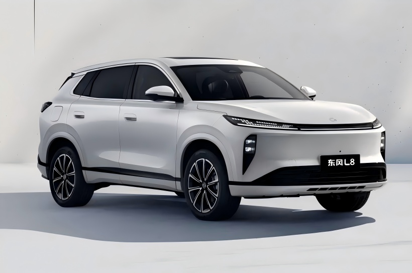 تم إصدار الصور الخارجية الرسمية لـ Dongfeng Fengshen L8. وهي مجهزة بنظام Dongfeng Maha الهجين وسيتم إطلاقها في منتصف عام 2025.